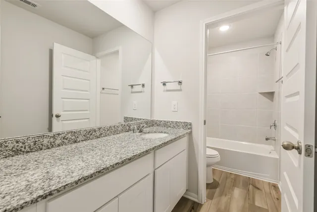 $289,990 | 2101 Caney Creek Lane, Conroe, TX 77301