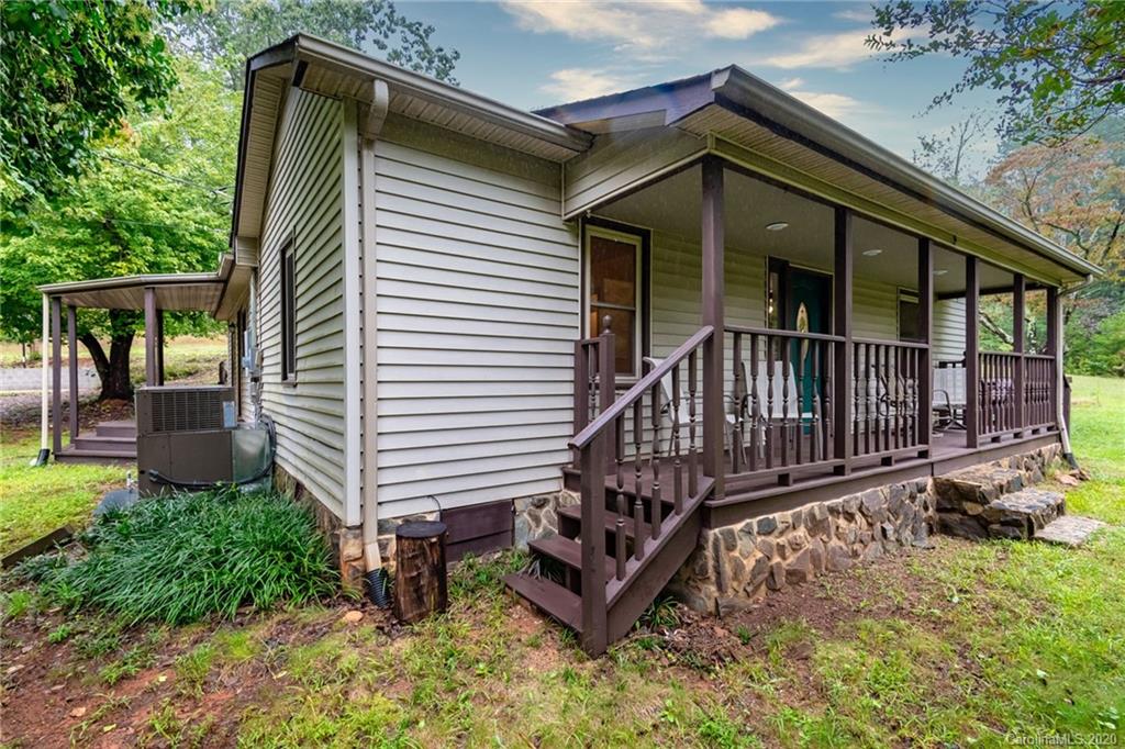 4265 Old Shelby Road Hickory, NC 28602 - Photo 2 of 45 Gallery Image 2