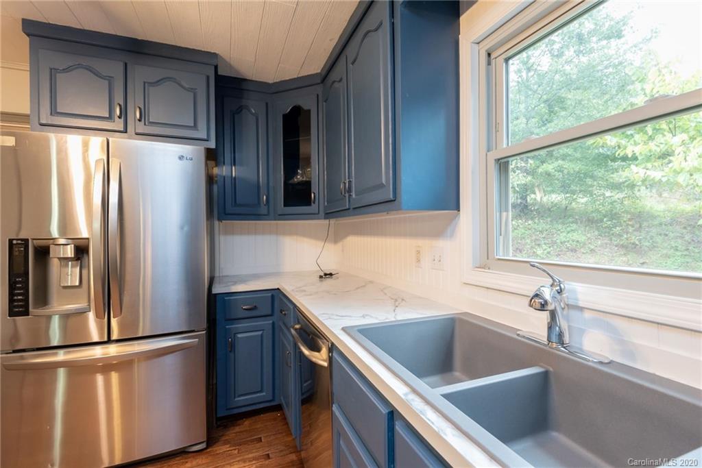 4265 Old Shelby Road Hickory, NC 28602 - Photo 16 of 45 Gallery Image 16