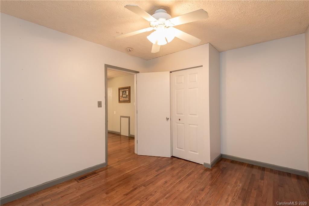 4265 Old Shelby Road Hickory, NC 28602 - Photo 29 of 45 Gallery Image 29
