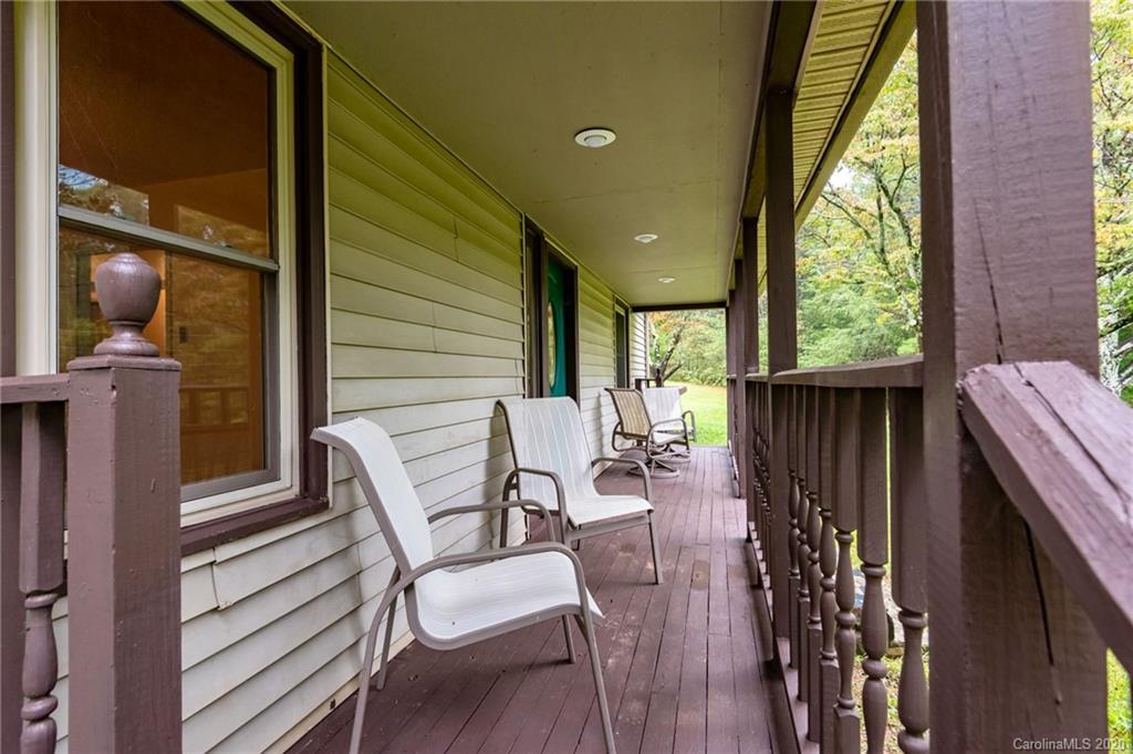 4265 Old Shelby Road Hickory, NC 28602 - Photo 8 of 45 Gallery Image 8