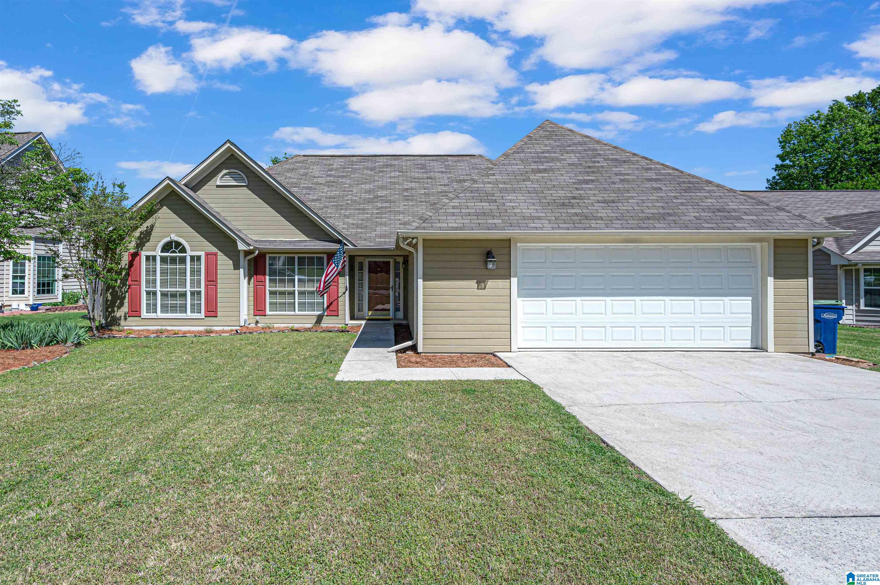 169 Greenfield Lane Alabaster, AL 35007 - Photo 1 of 36