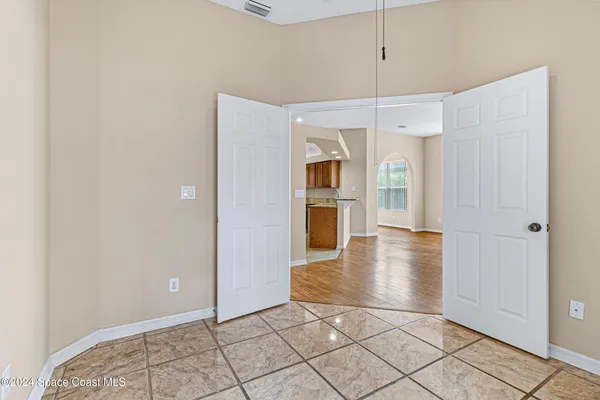 $2,400 | 1734 Morning Glory Drive, Melbourne, FL 32940