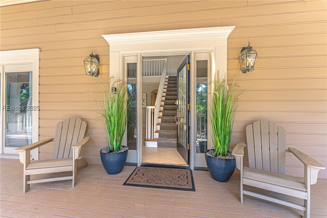 4 Gadwall Road Hilton Head Island, SC 29928 - Photo 5 of 89 WELCOME HOME to this CUSTOM built dream home.....not tooooo big, not too small......it's JUST RIGHT! It also provides rooms and rooms of storage underneath the home for all your storage needs!