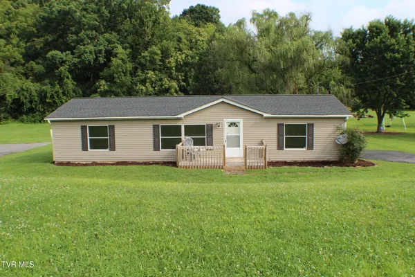 $215,000 | 1028 Pleasant Drive, Jonesborough, TN 37659