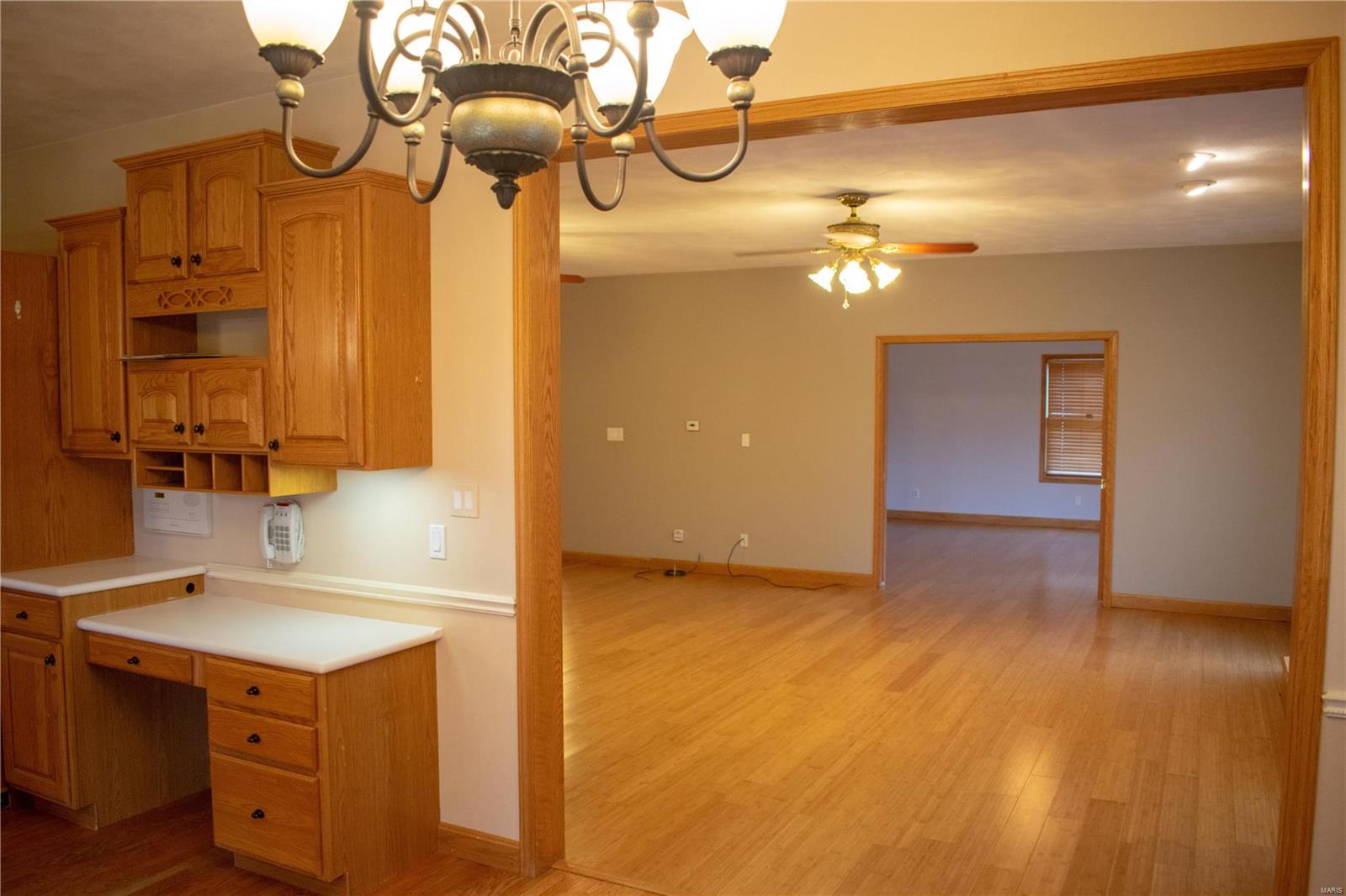 7475 Covered Bridge Drive Waterloo, IL 62298 - Photo 8 of 57