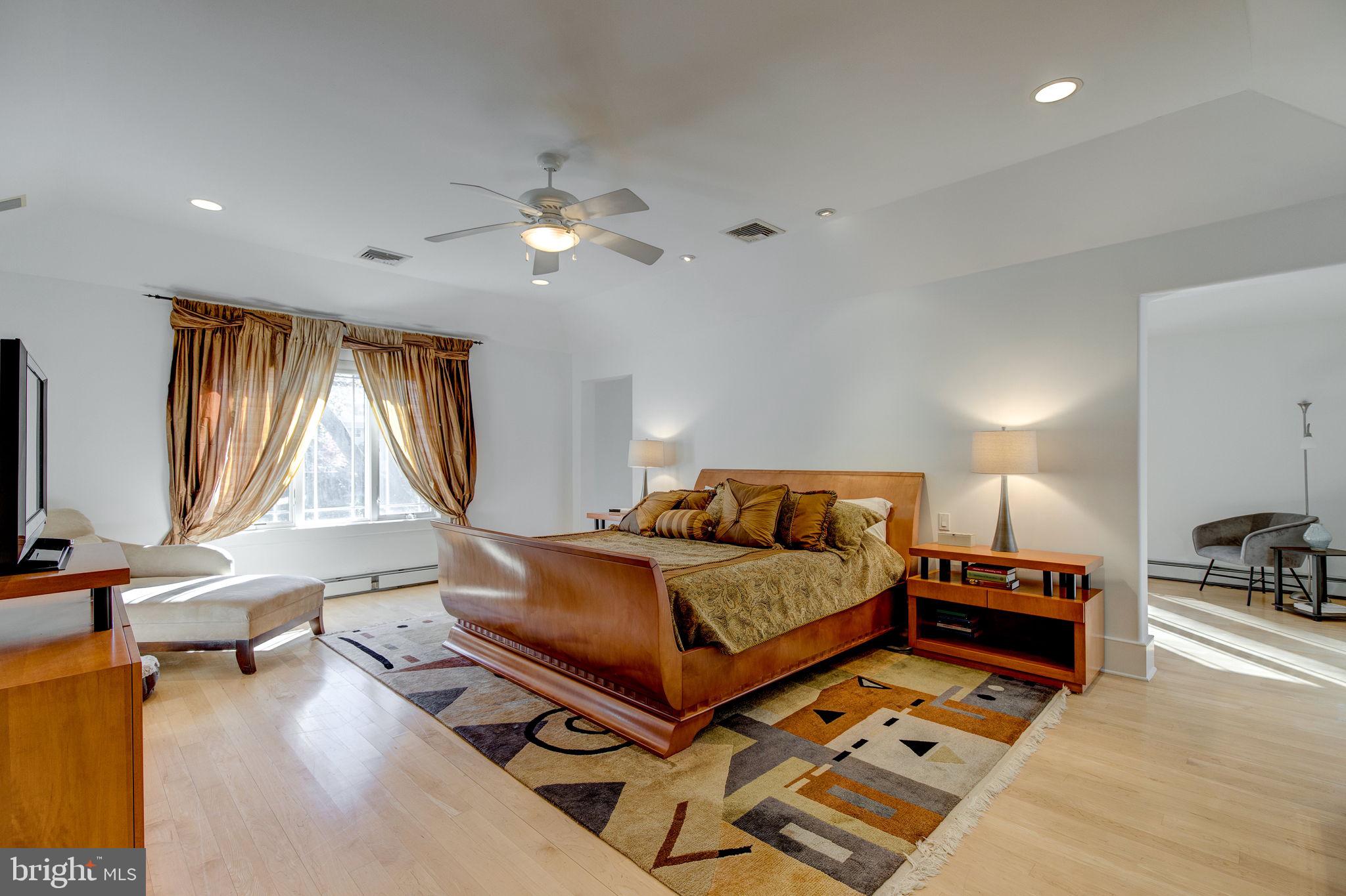 331 Sprague Road Narberth, PA 19072 - Photo 14 of 36 Master Suite with tray ceiling.