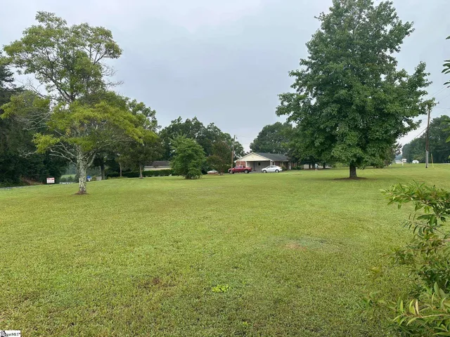 $389,900 | 6005 Highway 11, Inman, SC 29349