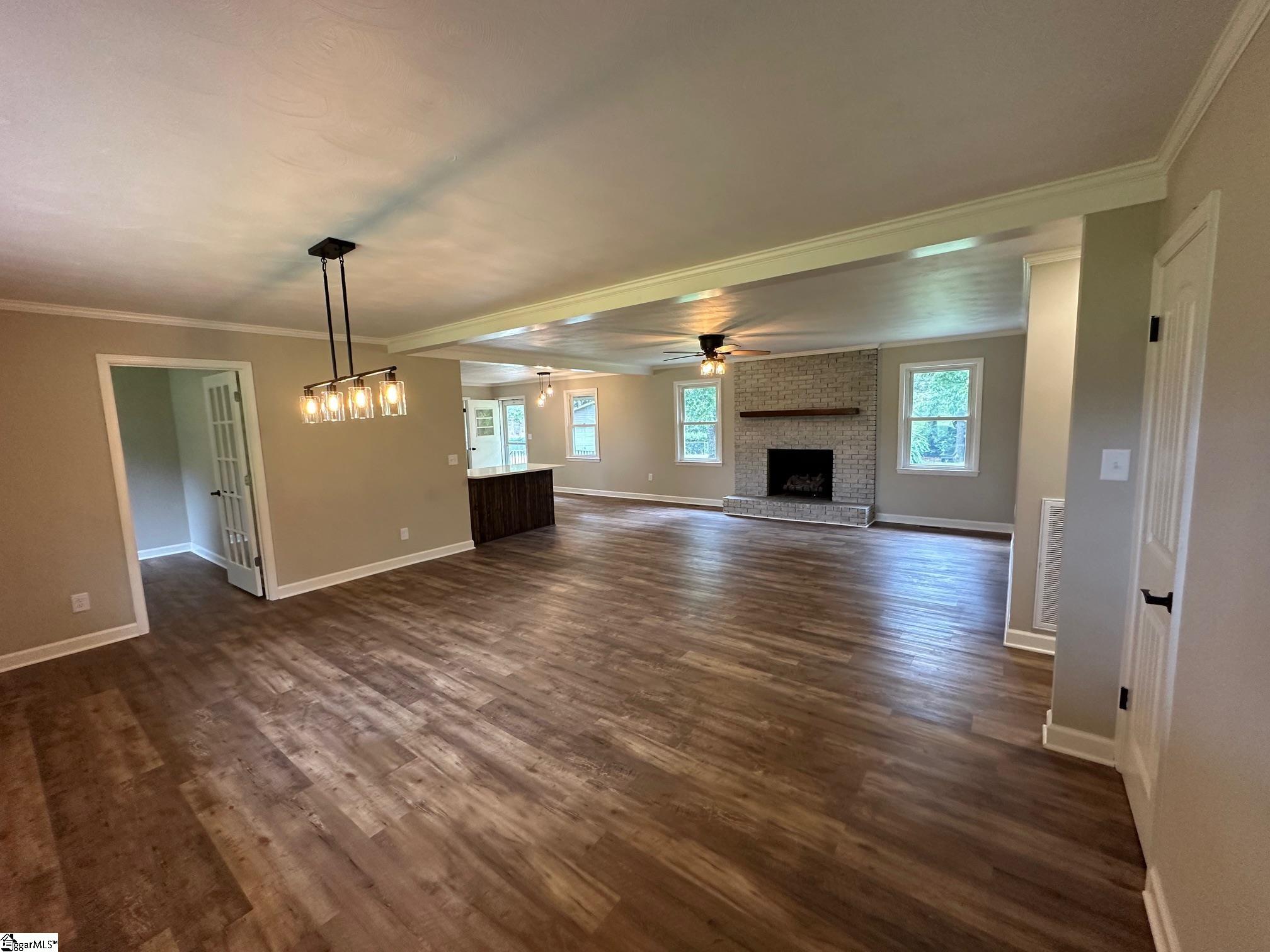 6005 Highway 11 Inman, SC 29349 - Photo 14 of 47