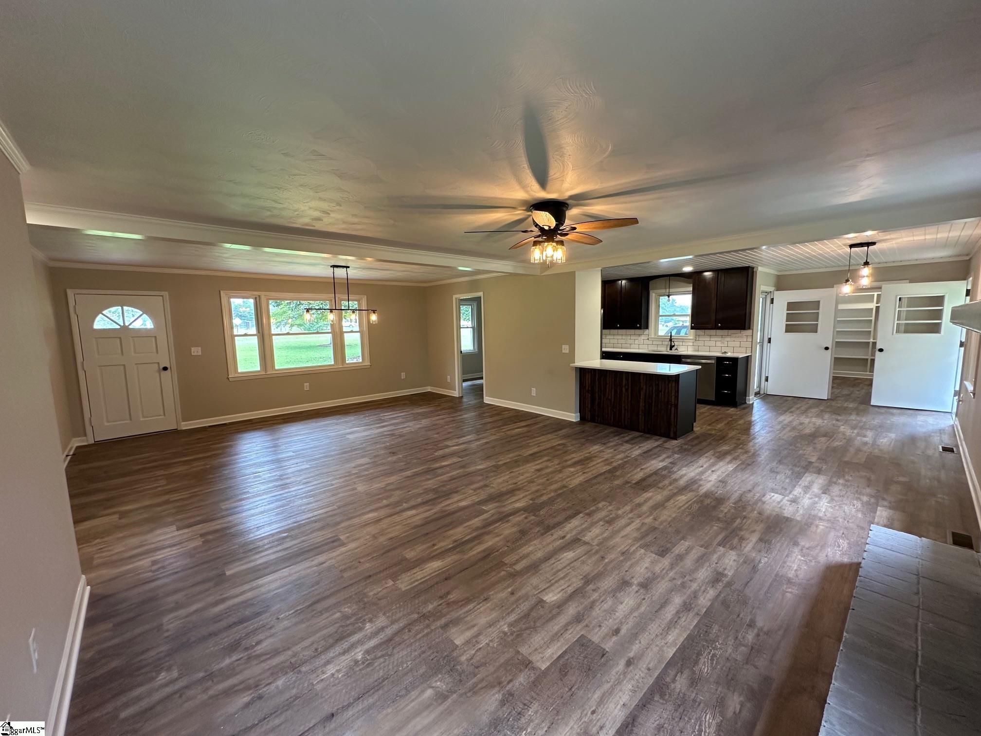 6005 Highway 11 Inman, SC 29349 - Photo 16 of 47