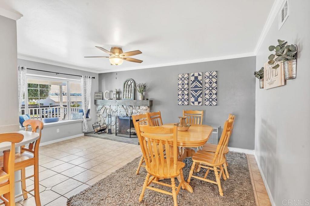 10214 Timberlane Way Santee, CA 92071 - Photo 12 of 48