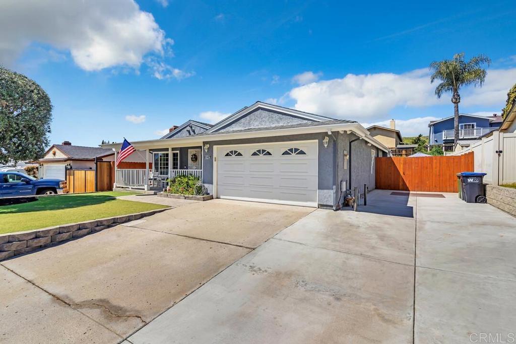 10214 Timberlane Way Santee, CA 92071 - Photo 3 of 48