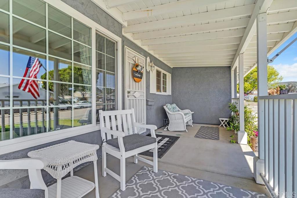 10214 Timberlane Way Santee, CA 92071 - Photo 6 of 48