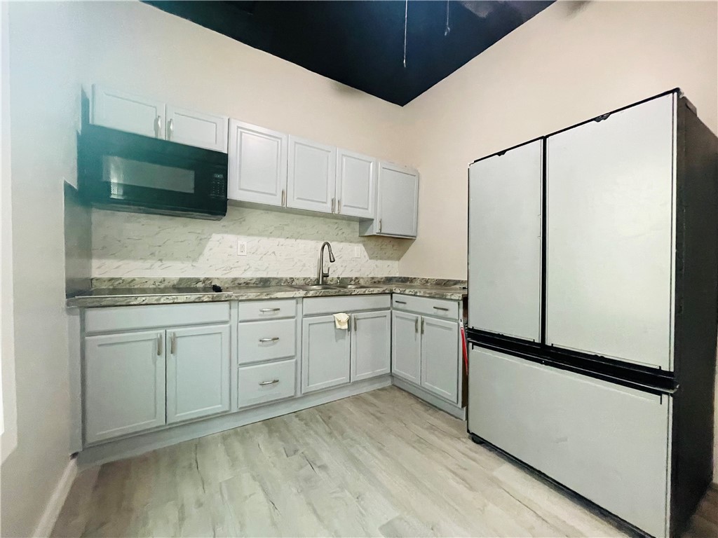 1623 Wolfe Street Brunswick, GA 31520 - Photo 11 of 20