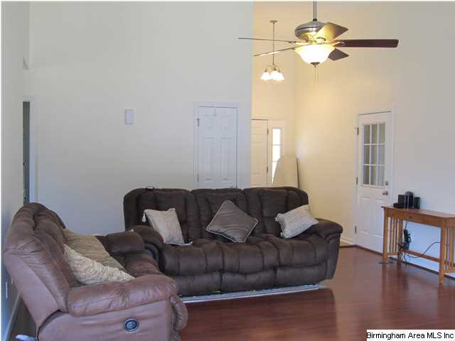 1504 Rockview Circle Weaver, AL 36277 - Photo 7 of 32