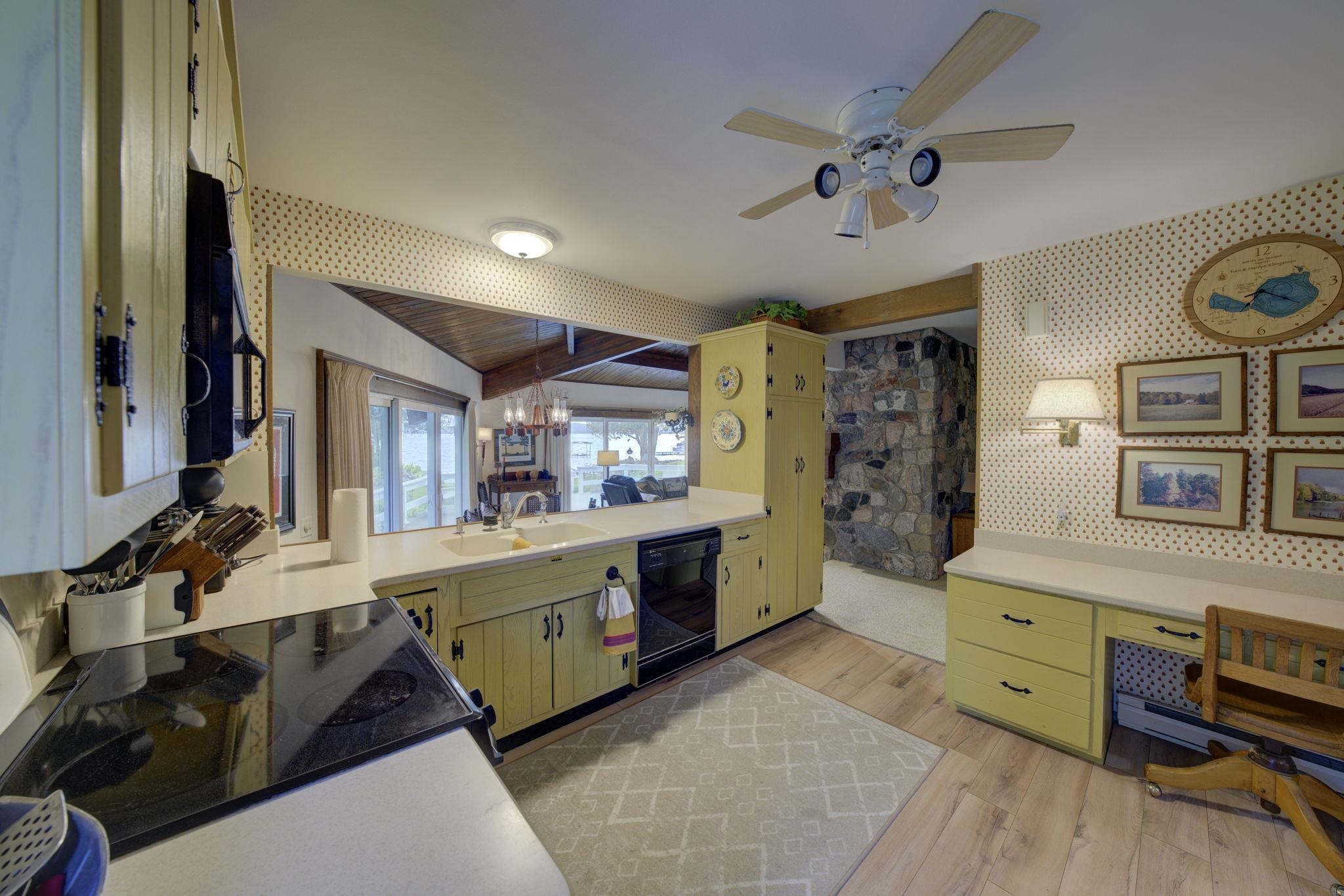 7620 South Dunns Farm Road Maple City, MI 49664 - Photo 19 of 62 Gallery Image 19