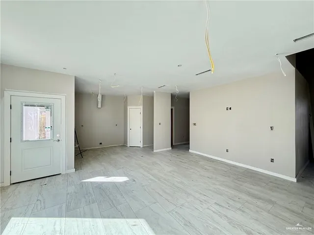 $2,100 | 2206 Corales Street, Mission, TX 78573