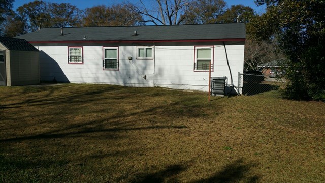 1624 Randall Road, Unit 607 Macon, GA 31206 - Photo 4 of 11 a view of a backyard
