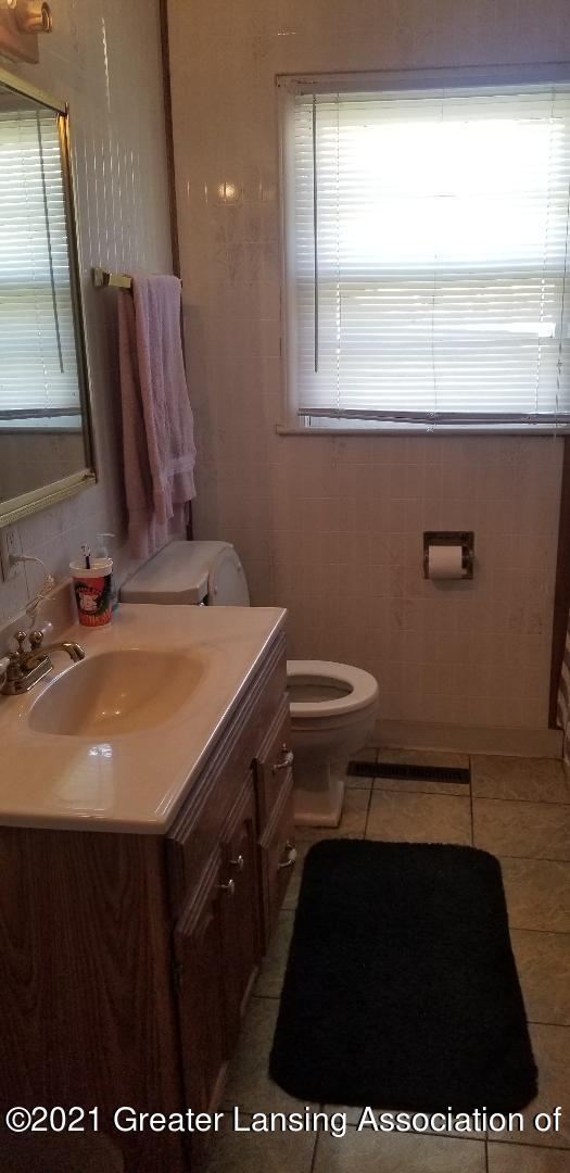 2137 North Aurelius Road Holt, MI 48842 - Photo 5 of 16 bathroom first floor