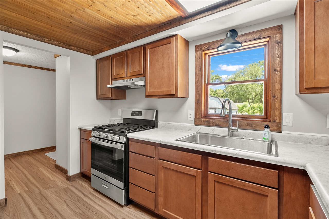 529 Riverside Drive Battle Creek, MI 49015 - Photo 12 of 42