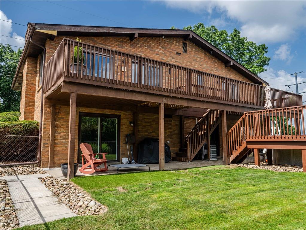 101 Regency Circle Lower Burrell, PA 15068 - Photo 6 of 45