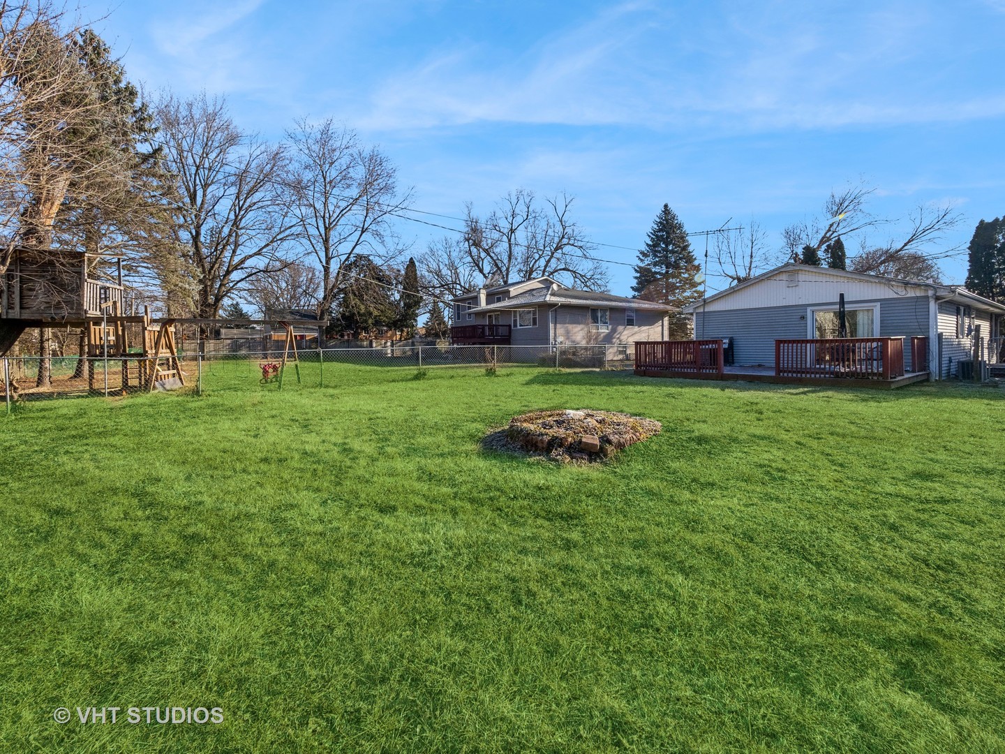 1330 Cary Road Algonquin, IL 60102 - Photo 3 of 15 Gallery Image 3