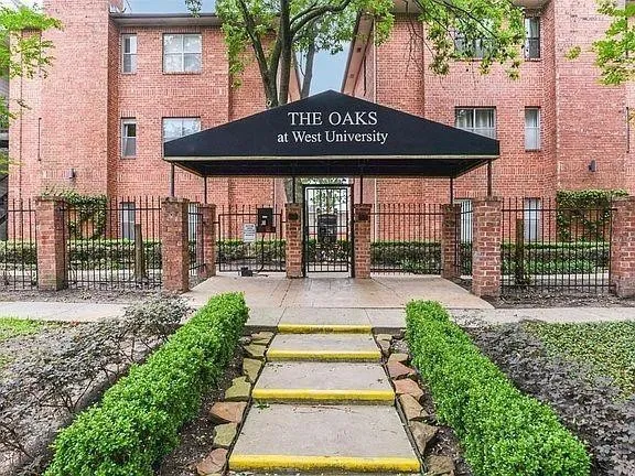 $1,150 | 4041 Drake Street, Unit 116, Houston, TX 77005