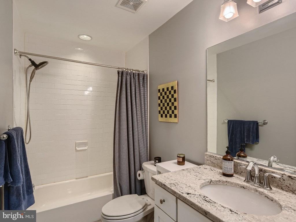 2928 Keswick Road Baltimore, MD 21211 - Photo 9 of 29 Second full bathroom located in upper hallway