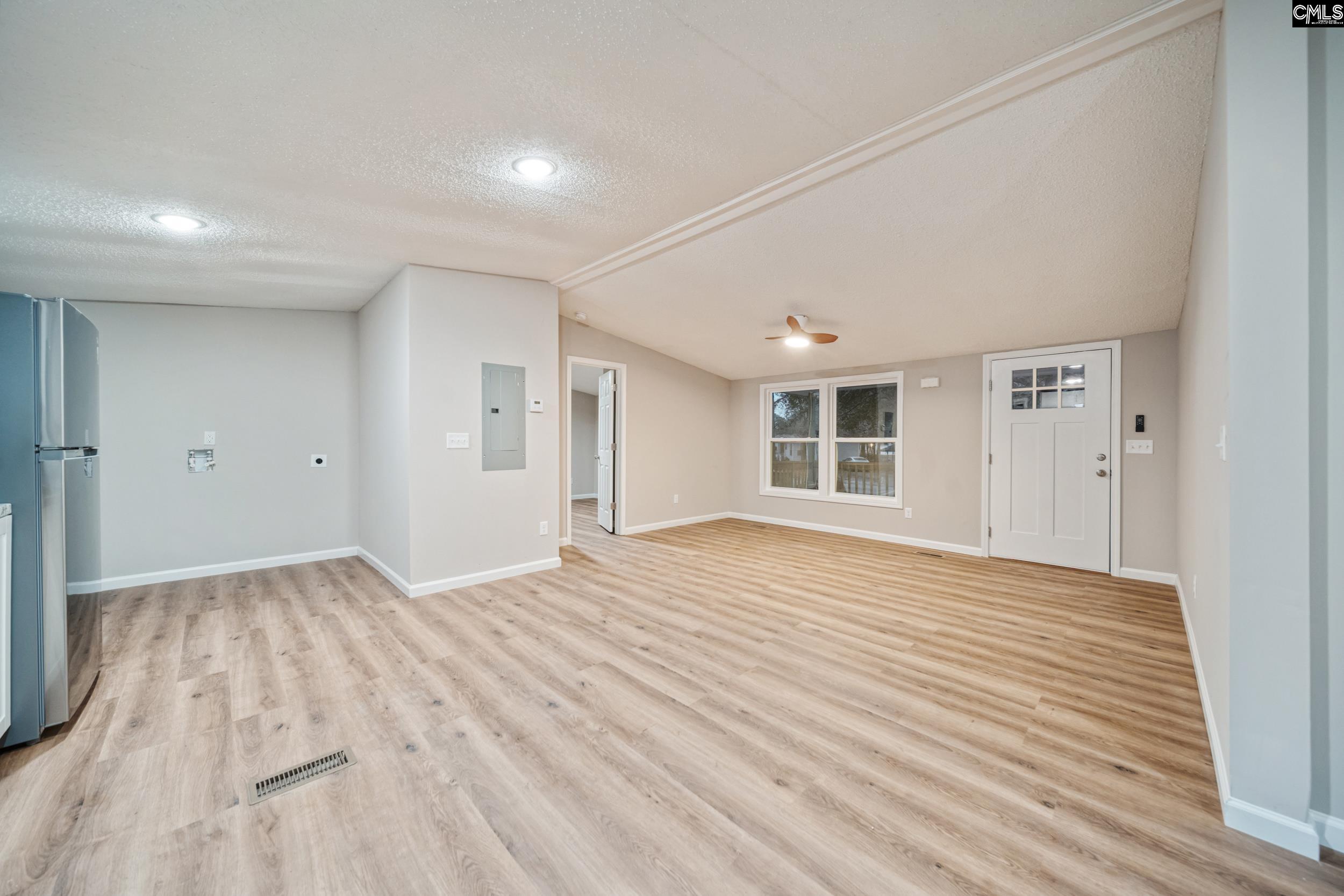 255 Tullah Drive Sumter, SC 29153 - Photo 5 of 37