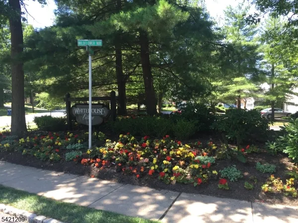 $515,000 | 89 Violet Court, Whitehouse Station, NJ 08889