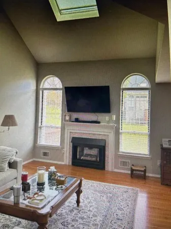 $515,000 | 89 Violet Court, Whitehouse Station, NJ 08889