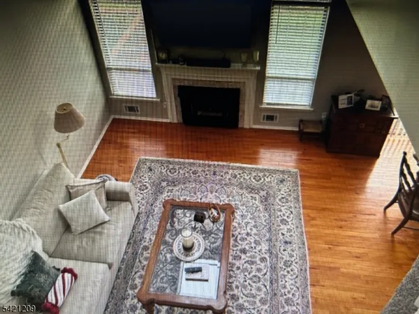 $515,000 | 89 Violet Court, Whitehouse Station, NJ 08889