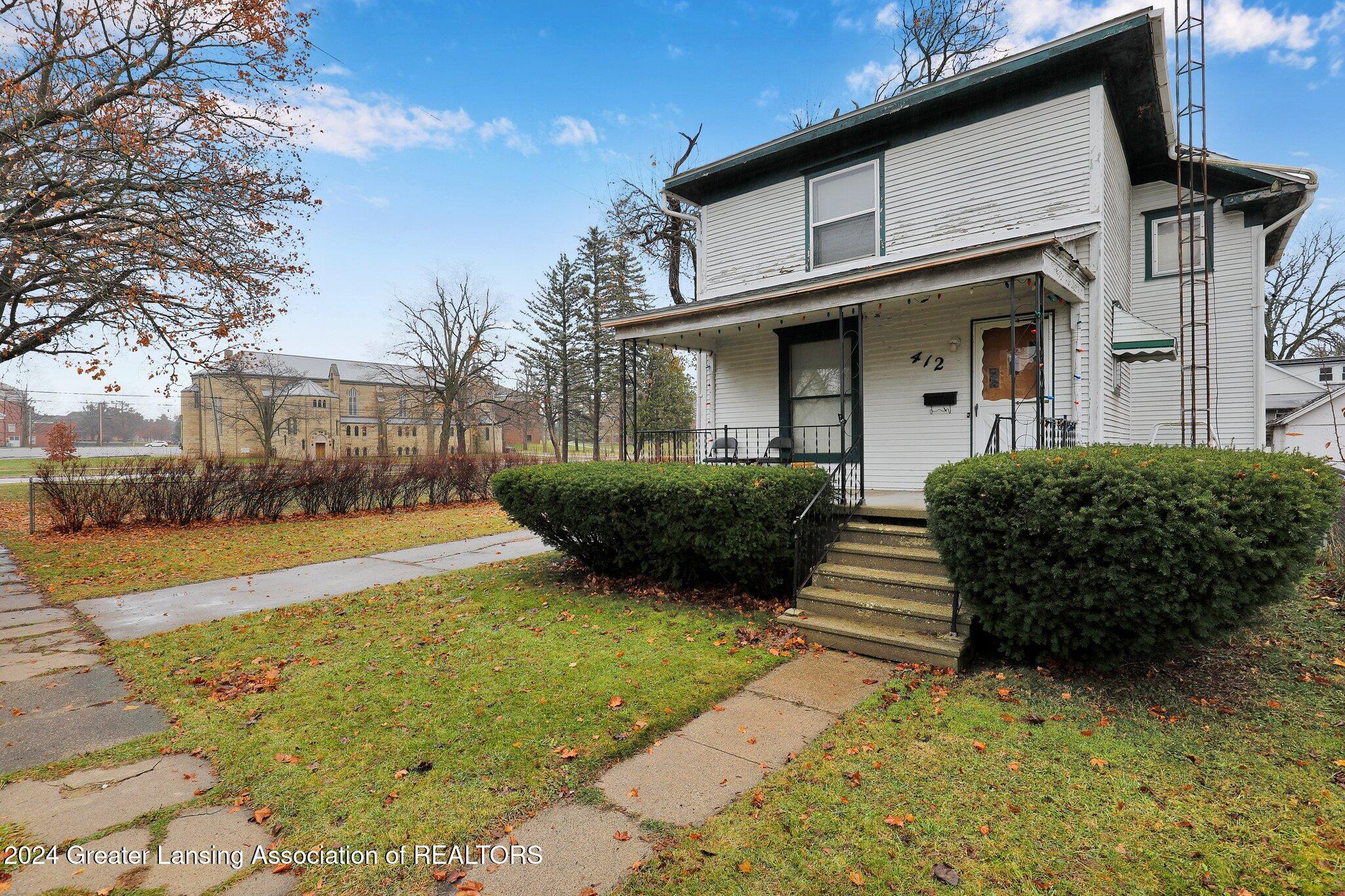 412 Perry Street Albion, MI 49224 - Photo 3 of 27 2-web-or-mls-Open Ended Media-1
