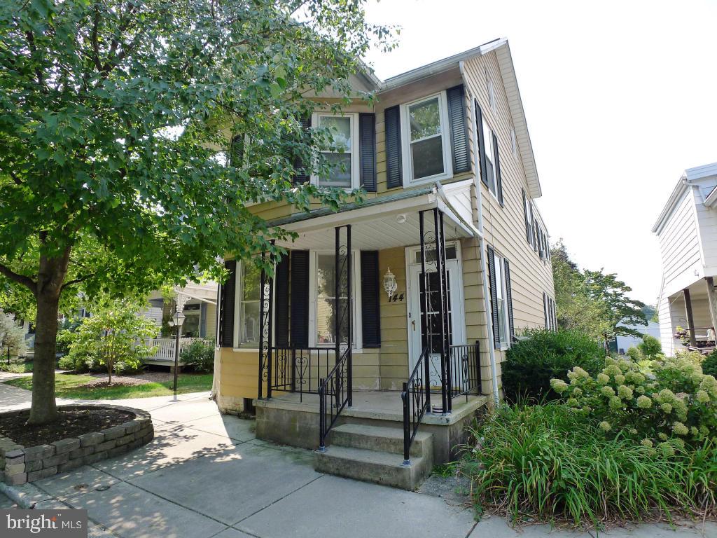144 South Spruce Street Lititz, PA 17543 - Photo 1 of 21 Gallery Image 1