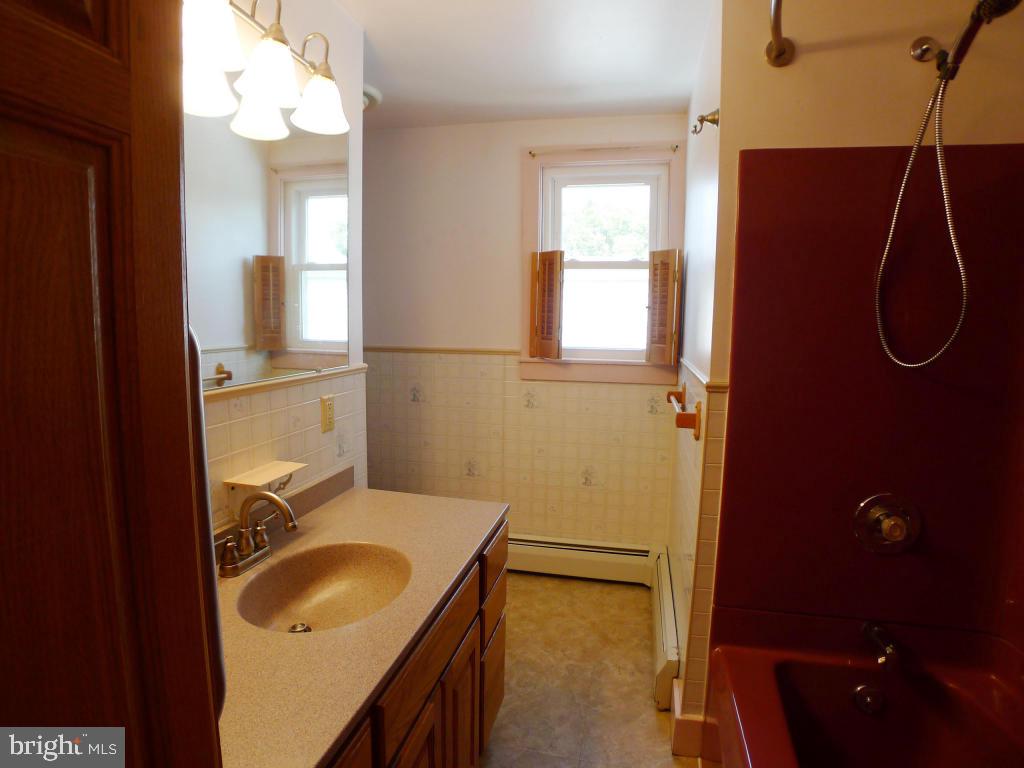 144 South Spruce Street Lititz, PA 17543 - Photo 15 of 21 Gallery Image 15