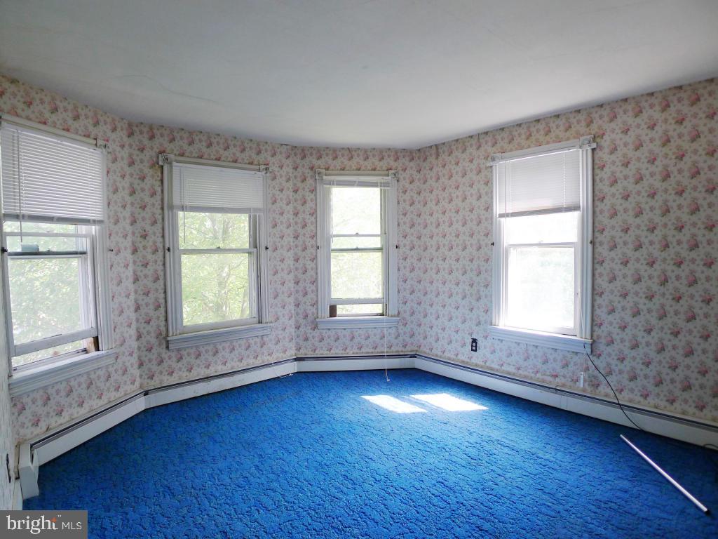 144 South Spruce Street Lititz, PA 17543 - Photo 9 of 21 Gallery Image 9