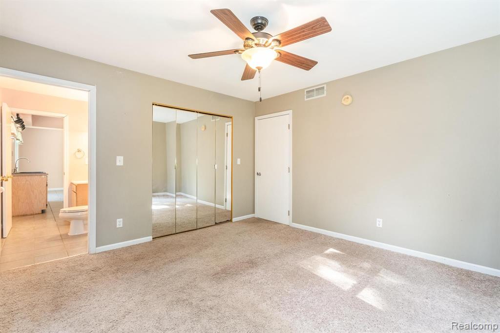 45171 Dunn Road Belleville, MI 48111 - Photo 34 of 52
