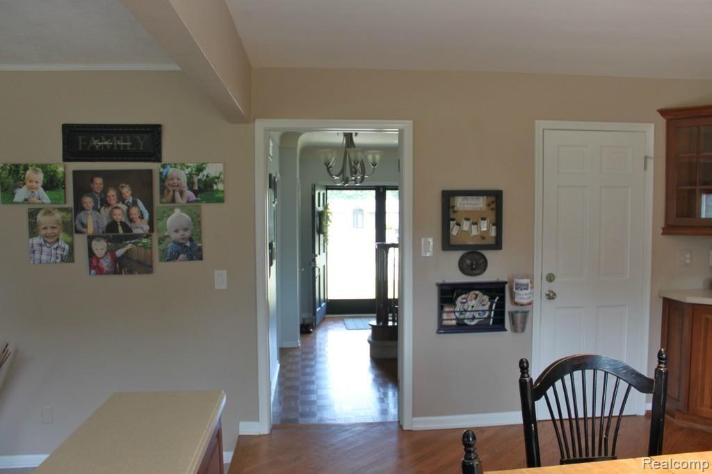 1164 Concord Road Rochester Hills, MI 48309 - Photo 8 of 50