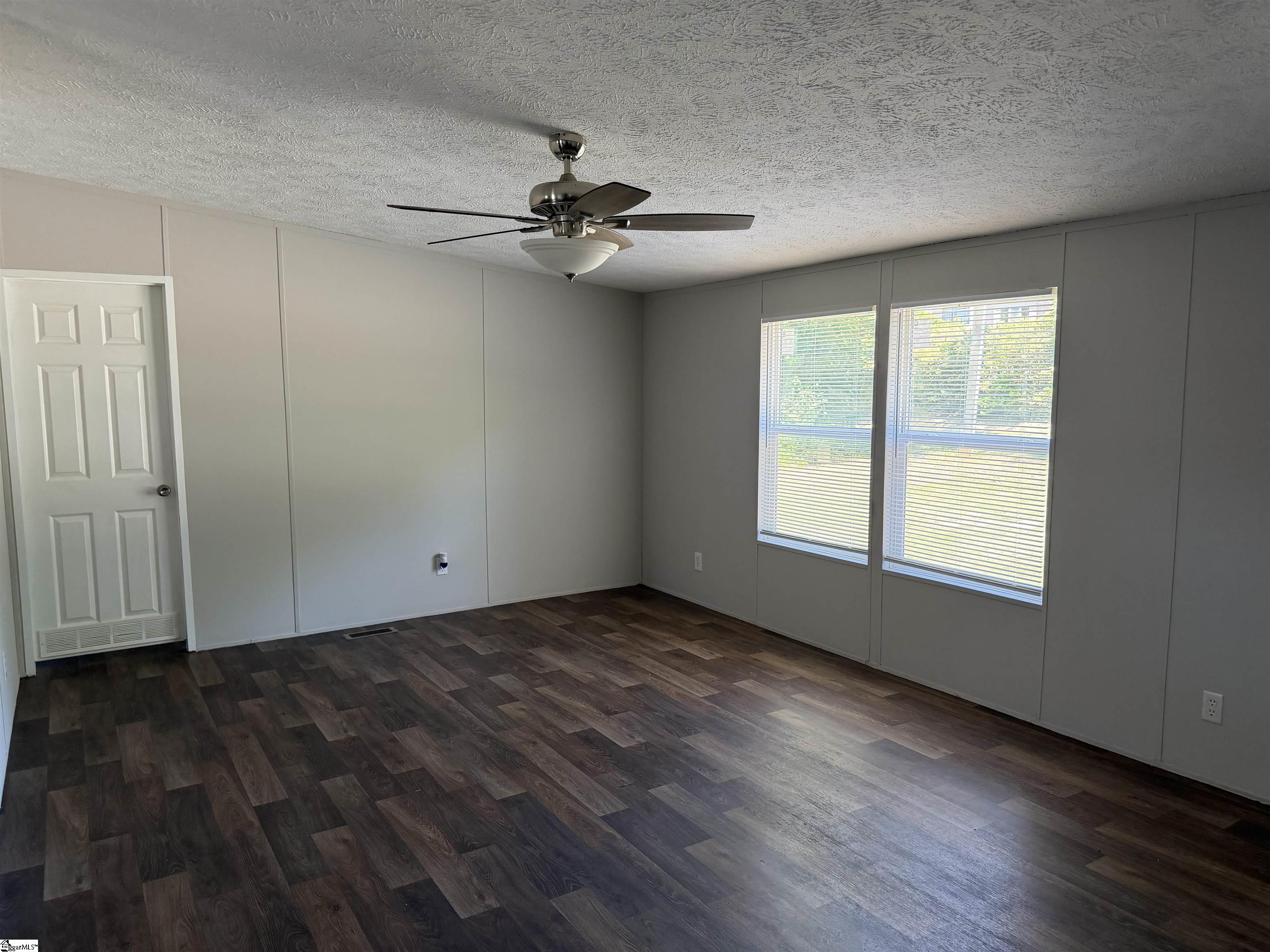 281 Old Petrie Road Spartanburg, SC 29302 - Photo 10 of 16