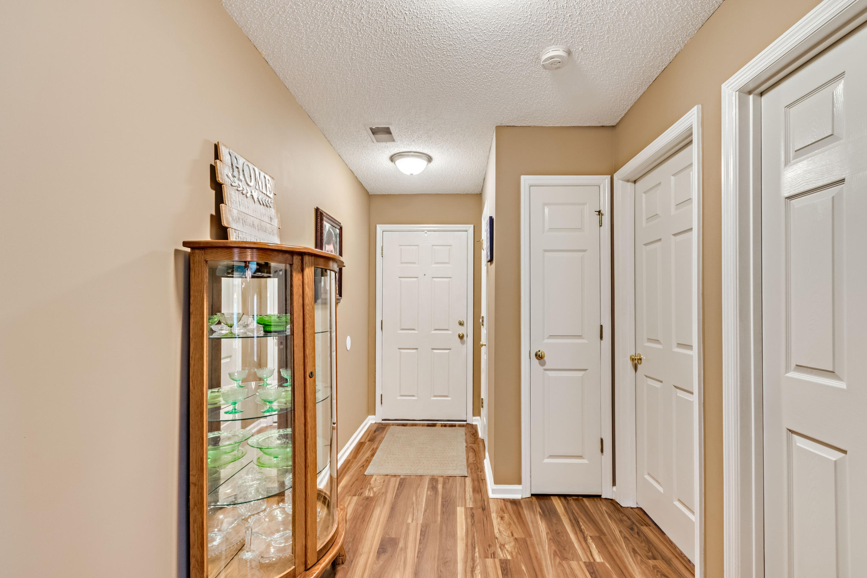 136 Malibu Road Summerville, SC 29483 - Photo 3 of 24 4