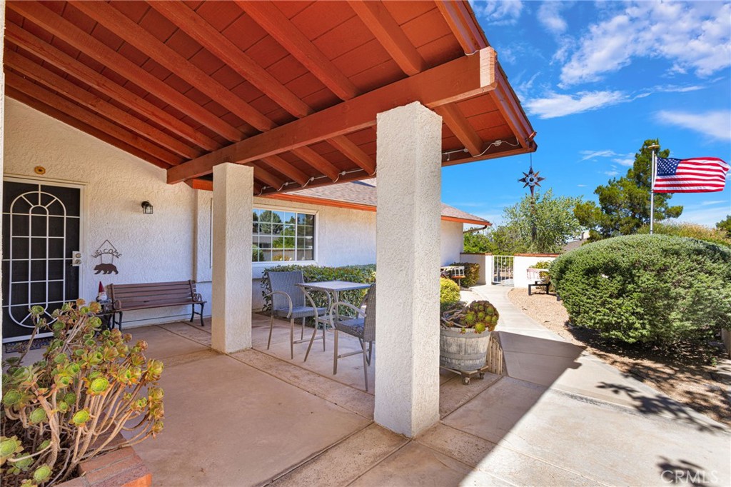 14185 Cuyamaca Road Apple Valley, CA 92307 - Photo 3 of 48