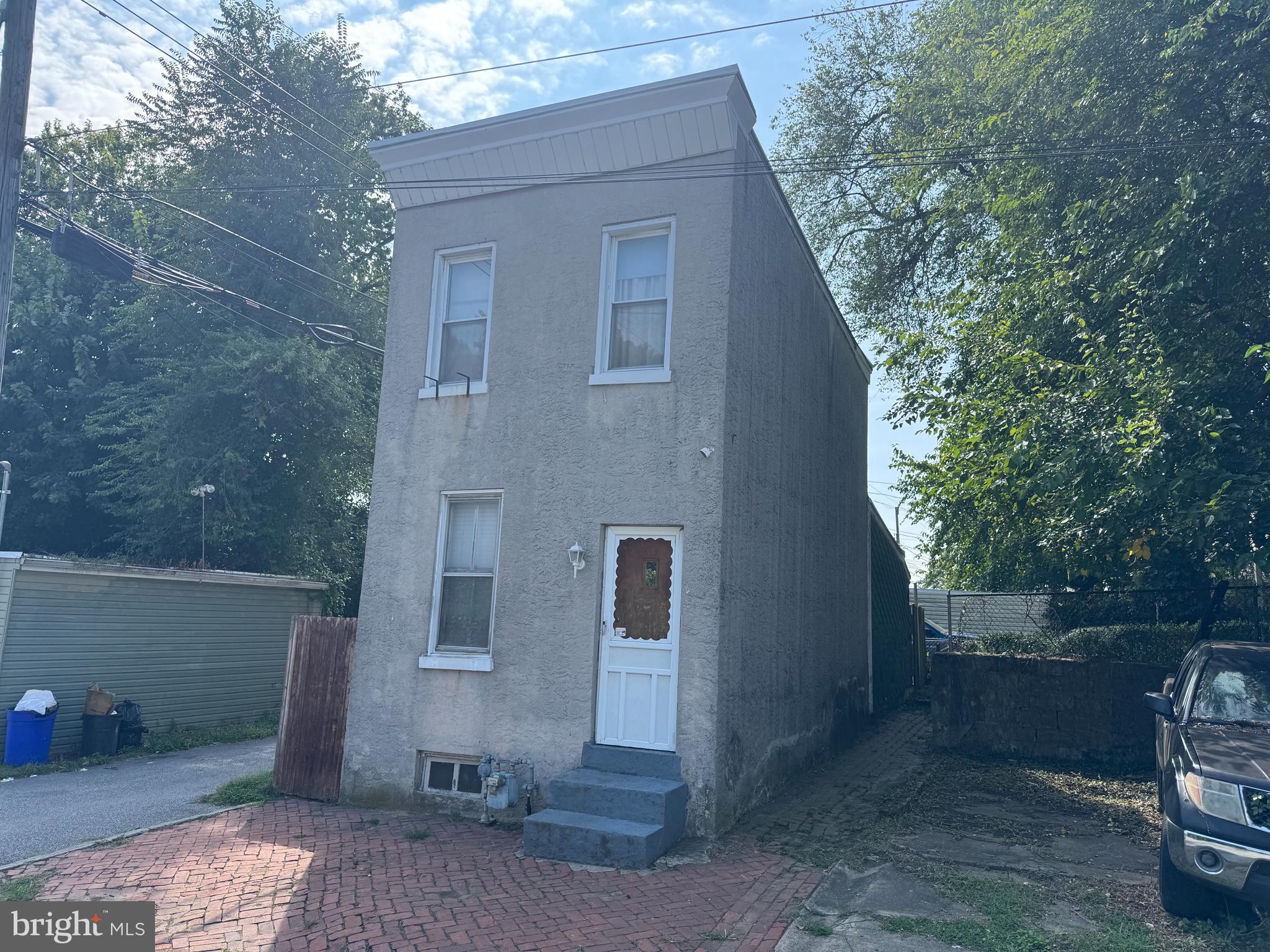612 Butler Street Chester, PA 19013 - Photo 5 of 5 Gallery Image 5