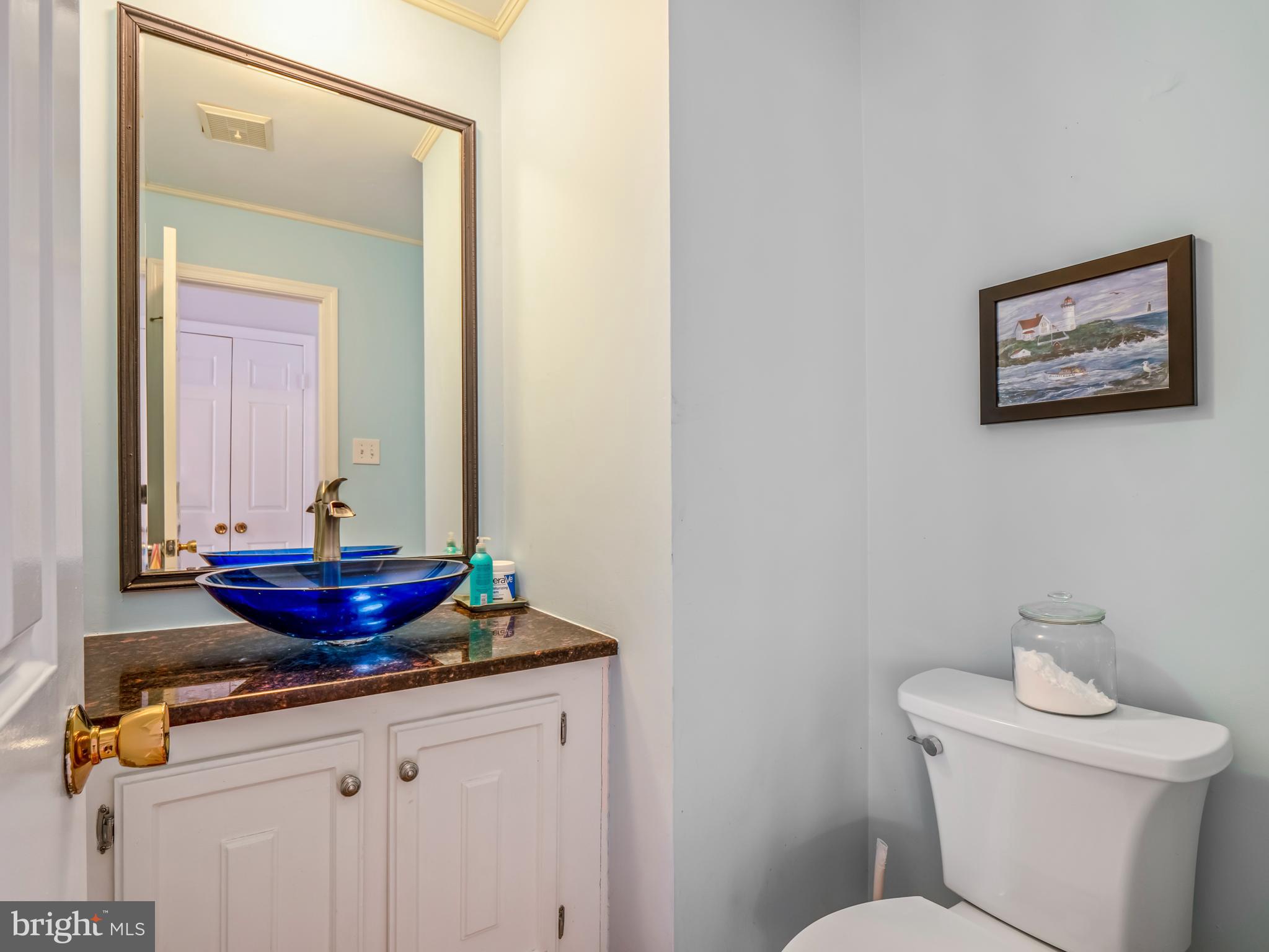 6396 Phillip Court Springfield, VA 22152 - Photo 15 of 30 Gallery Image 15