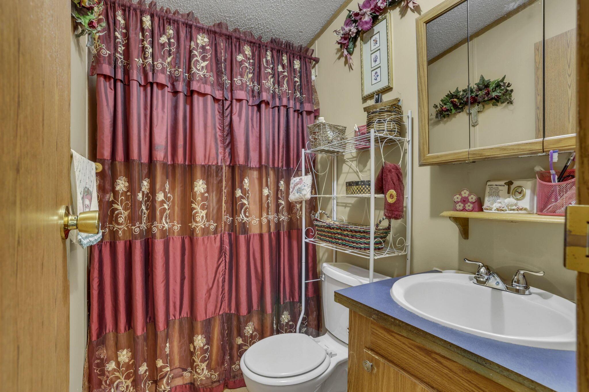 13861 Union Road Laurelville, OH 43135 - Photo 14 of 60