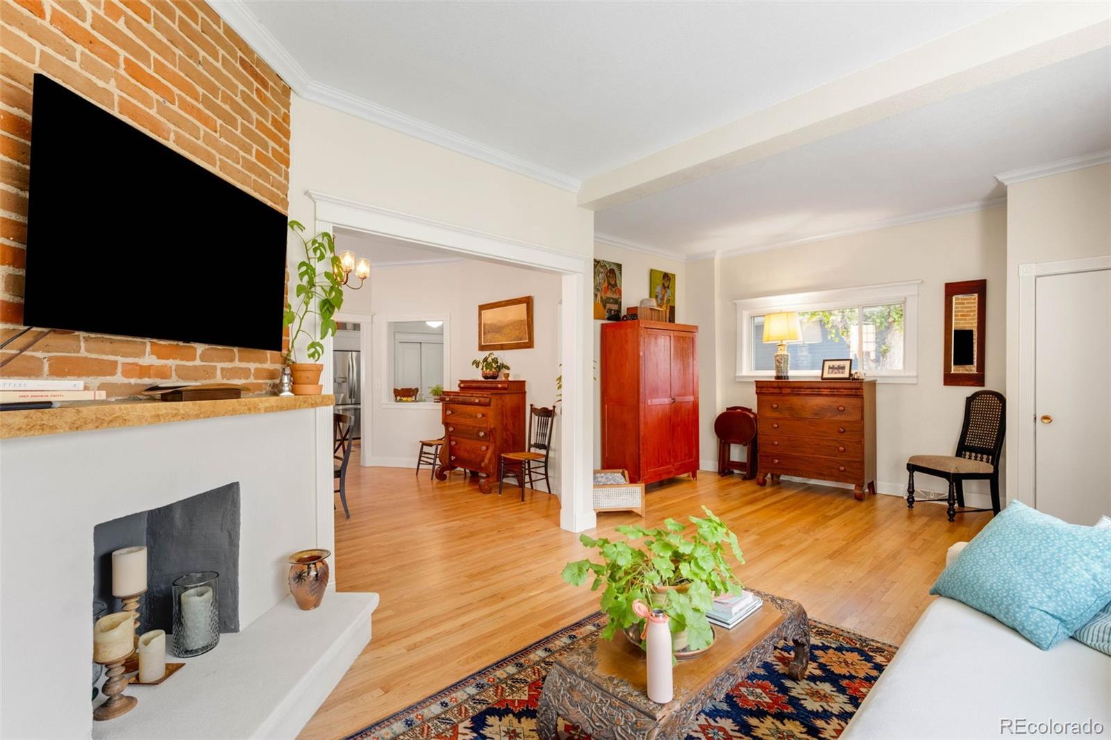 2944 Hooker Street Denver, CO 80211 - Photo 5 of 37