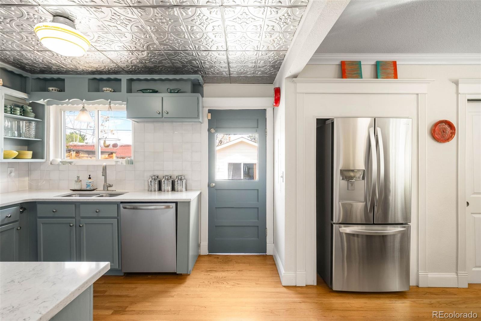 2944 Hooker Street Denver, CO 80211 - Photo 10 of 37