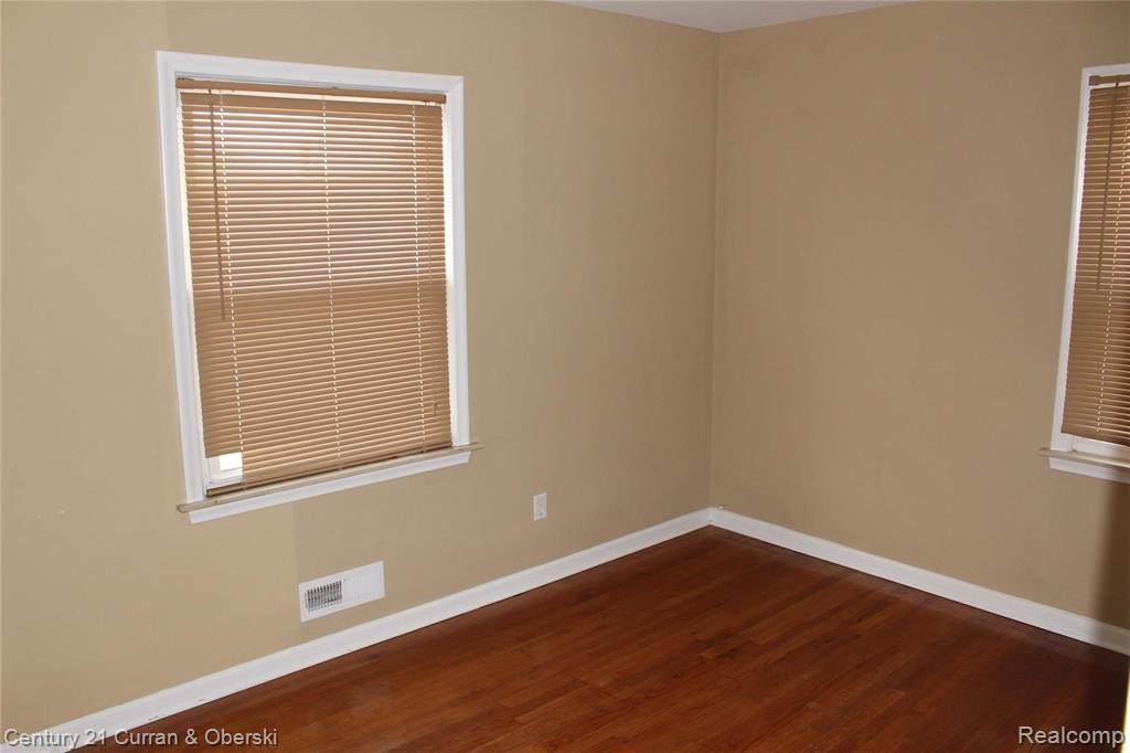 161 Shadowlawn Street Inkster, MI 48141 - Photo 5 of 15