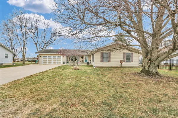 $345,000 | 703 East Washington Street, Tolono, IL 61880