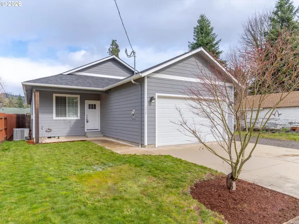 $399,900 | 355 Southeast Juniper Street, Mill City, OR 97360