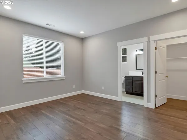 $399,900 | 355 Southeast Juniper Street, Mill City, OR 97360